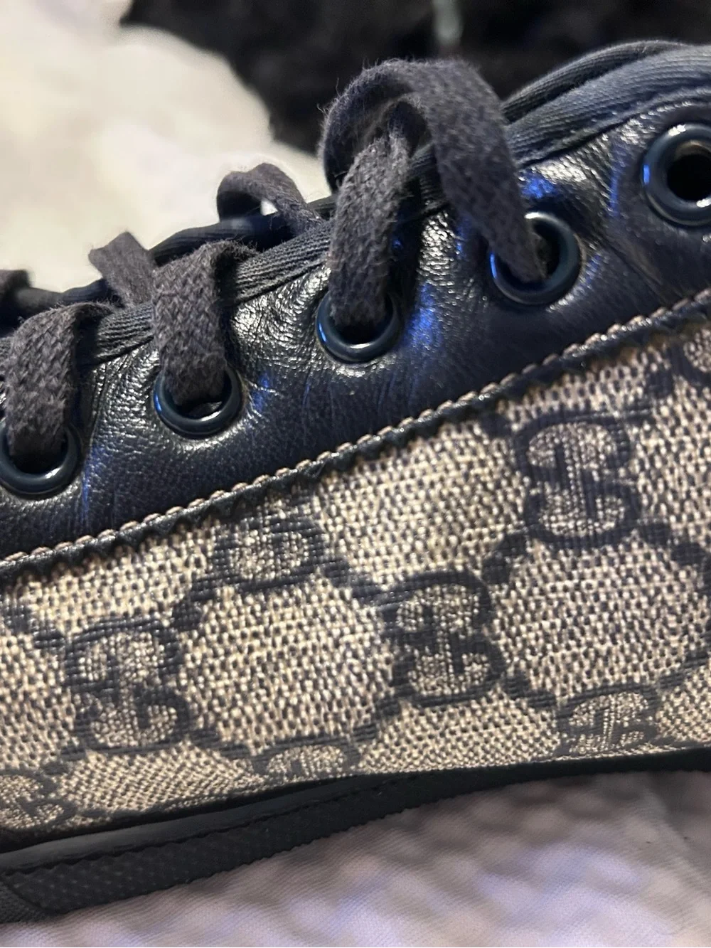 Gucci Men’s Black & Gray GG Canvas Low-Top Sneakers